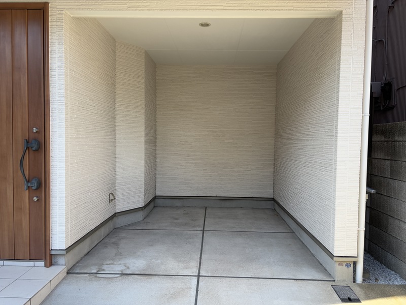 尻手貸家 駐車場