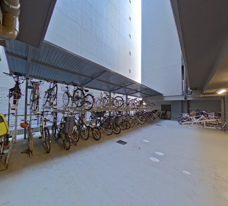 レジディア日本橋馬喰町2階 駐輪場