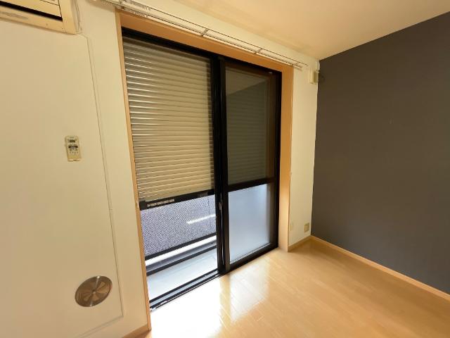 ルミナスハイム106号室 シャッター