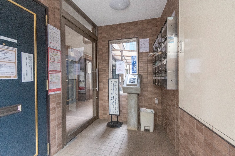 菱和パレスひばりが丘 エントランス