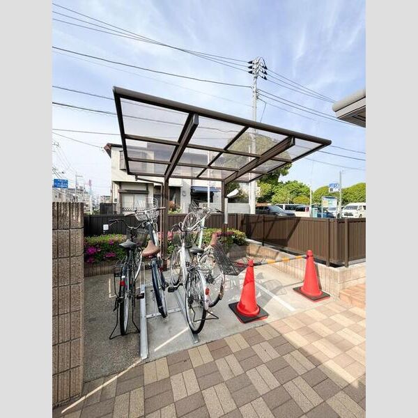 グランシャレ経堂　Ⅱ 駐輪場