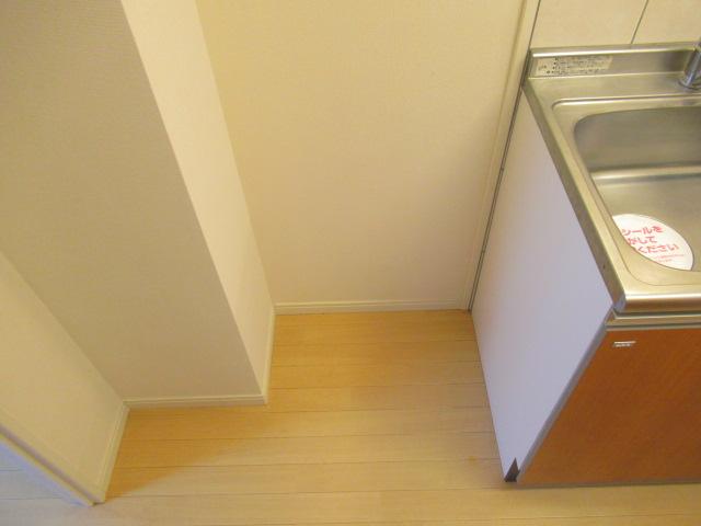 Y.Camphrier（ワイカンフリエ） 冷蔵庫スペース