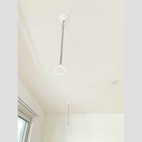 A PLACE IN THE SUN201号室 室内物干し
