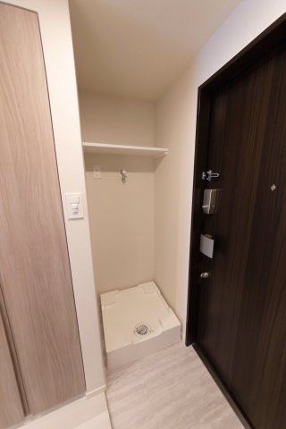 プラウドフラット浅草アベニュー804号室 玄関