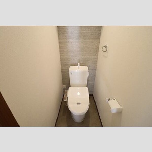 アルカイックシャトー　東館 トイレ