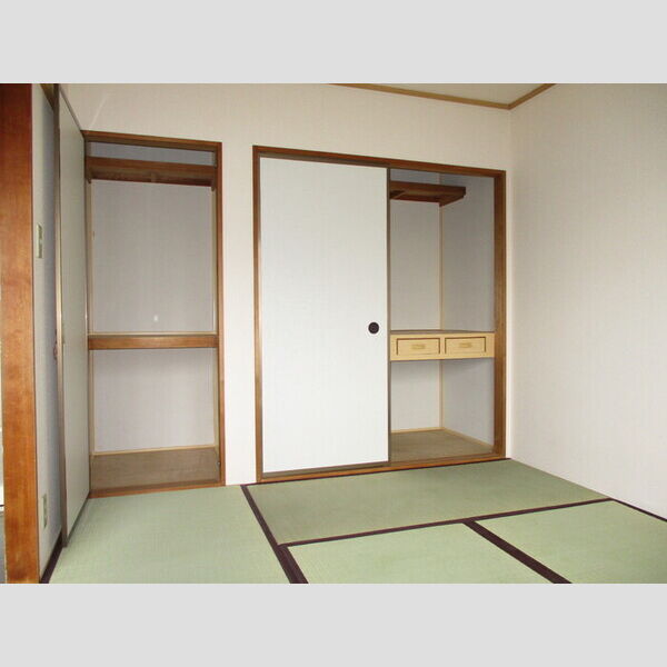 メゾンサンク205号室 和室