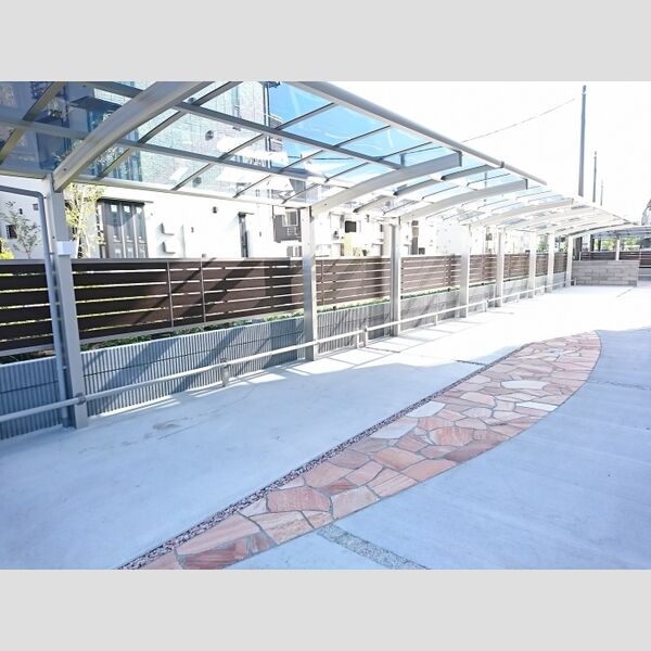 ロイジェントパークス レイクタウン Ⅱ　M 駐輪場