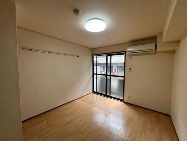 ジョイクレア1階 ※別号室写真使用※