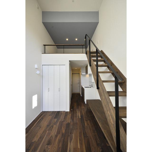 チトフナアパートメント2階 バルコニー