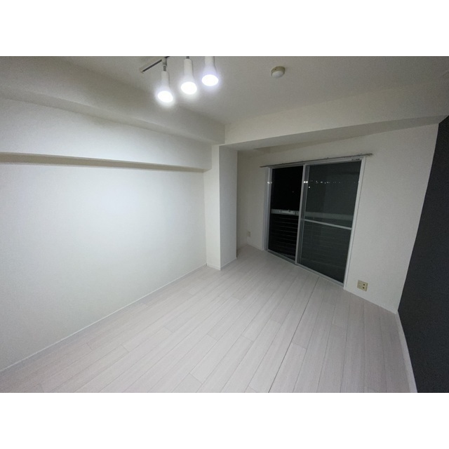 シーサイドコート金沢八景401号室 リビング