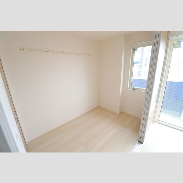 Sun HouSE202号室 洋室