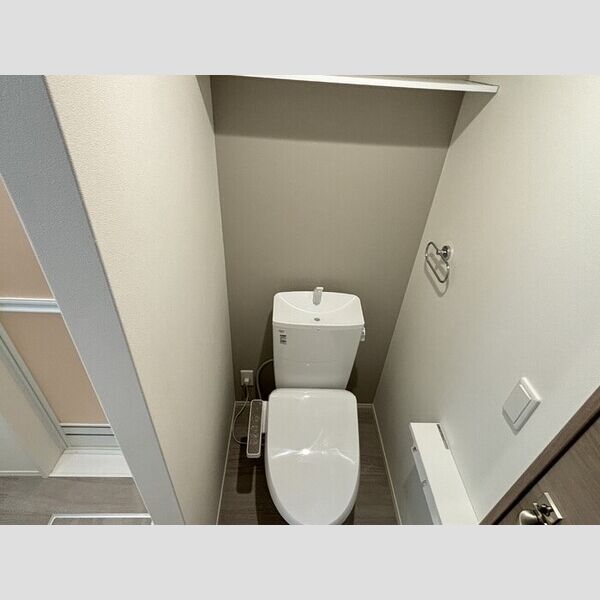 ルアル 温水洗浄便座付きトイレ