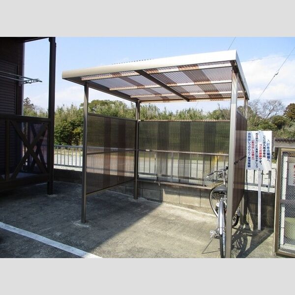 コーポフロンティアⅠ 駐輪場