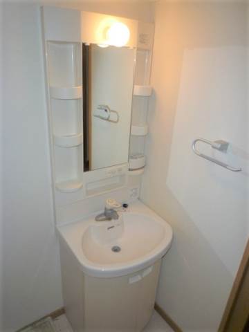 モノリス湘南 独立洗面台