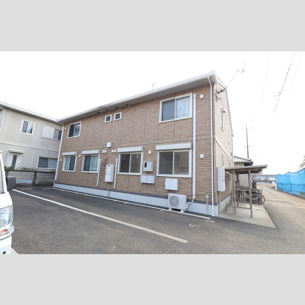 レザン・ポワール 駐車場