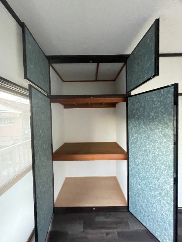 クロノス上白根 収納