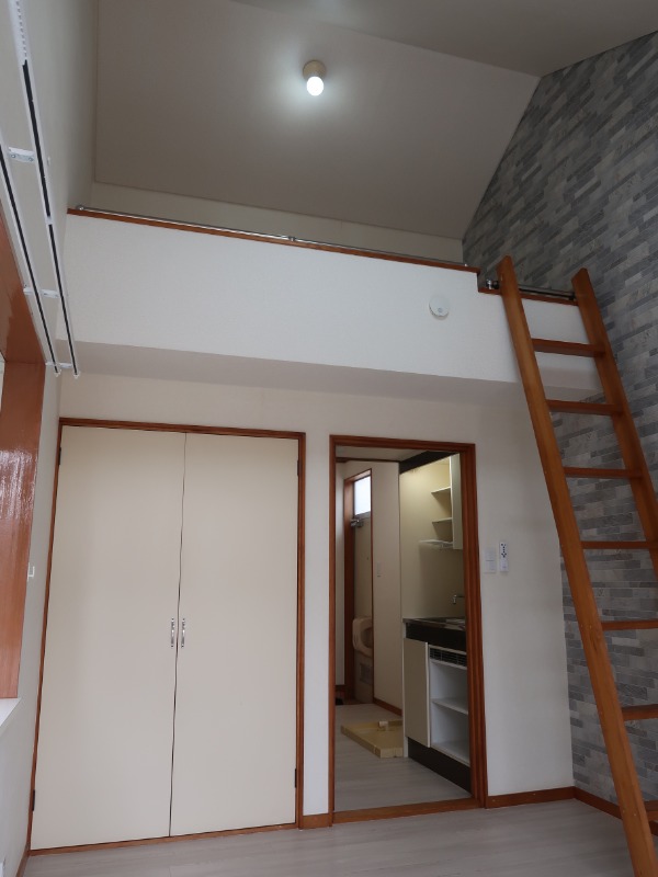 ハッピーハイツ2階 内観