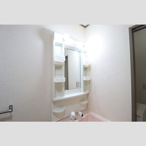 ファーストコーポ幕張本郷0302号室 洗髪洗面化粧台