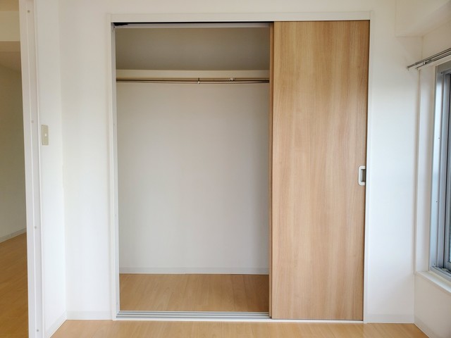 ツインハイツ8A号室 収納