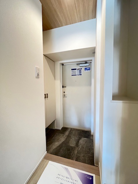 レジディア上野御徒町 玄関