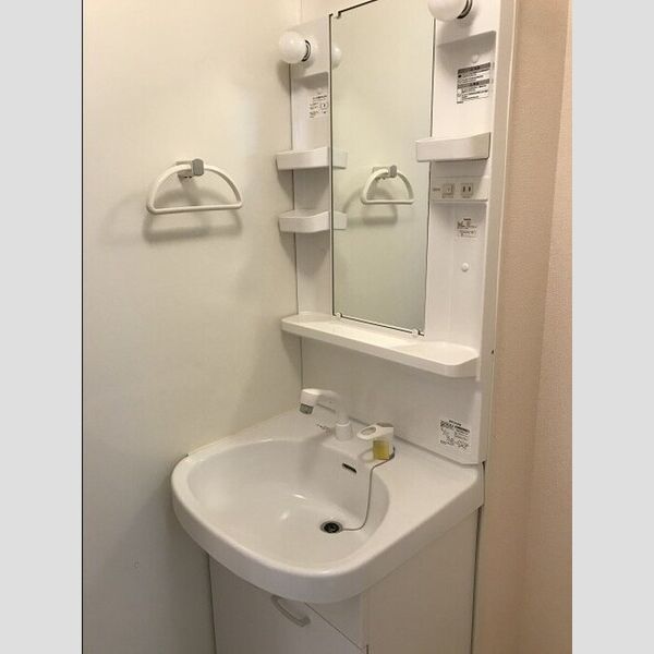 シャルマン・ドミール202号室 洗髪洗面化粧台