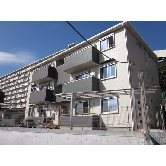 メゾン　フルール2階 外観