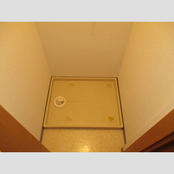 プチ・メゾンK&K201号室 201(室内洗濯機置場)