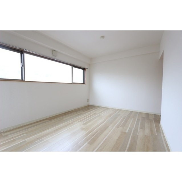 プレシャス　イースト201号室 洋室　7.8帖