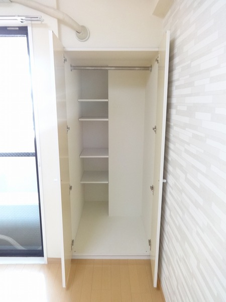 ライオンズマンシヨン三鷹台206号室 収納