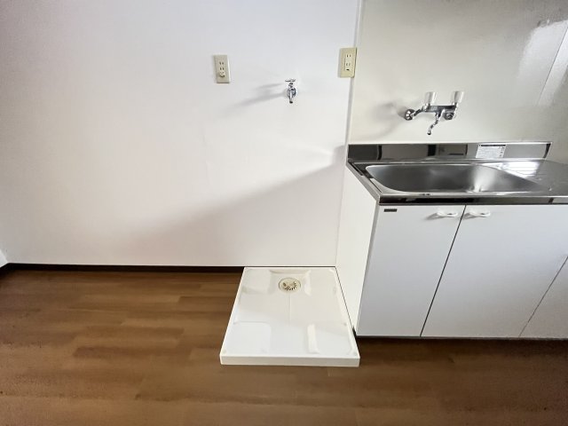 第一マンション1階 掲載の写真は退去前の写真となります。