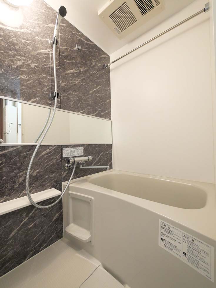 コンポジット渋谷本町4階 内観