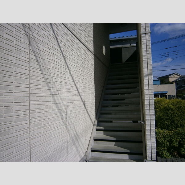 レセンテ 外階段