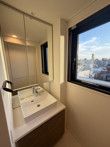 GENOVIA北池袋skygarden0407号室 洗面