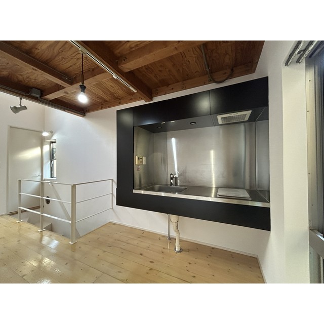 バイカーズアパートメントA-4号室 リビング