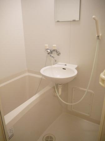 レオパレスステラ208号室 浴室乾燥機付き