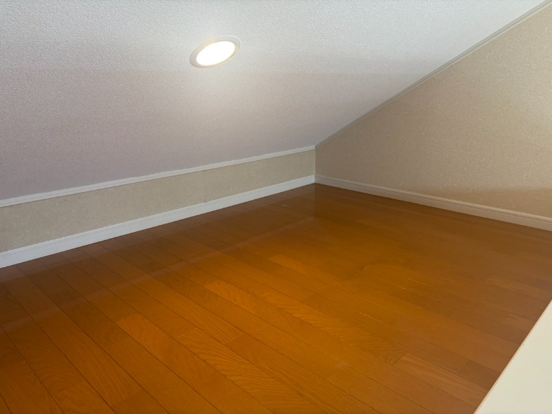 ロッシェル若松3号棟 内観