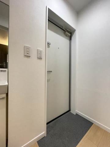ブリース本所 玄関