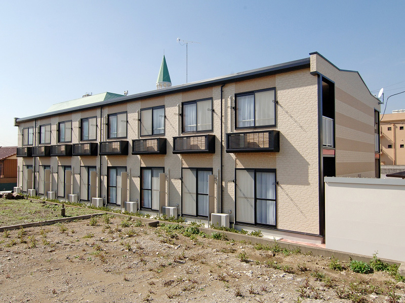 レオパレスフリーダムの外観画像