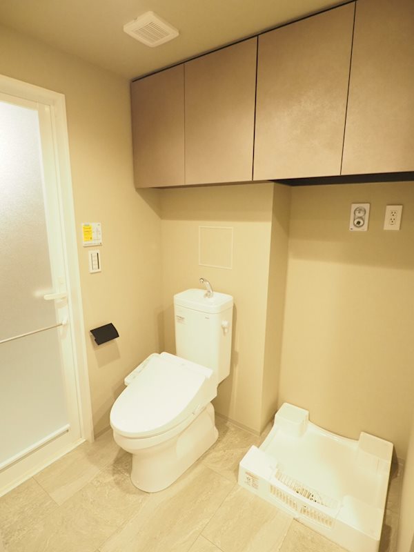 クロスレジデンス日本橋本町8階 トイレ