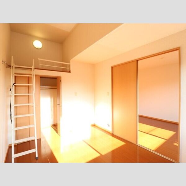 プチ・エトワール201号室 洋室6帖