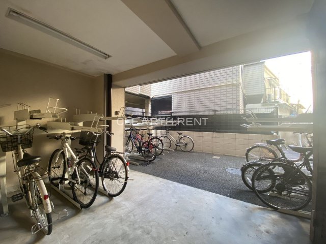 菱和パレス高輪台9階 敷地内駐輪場