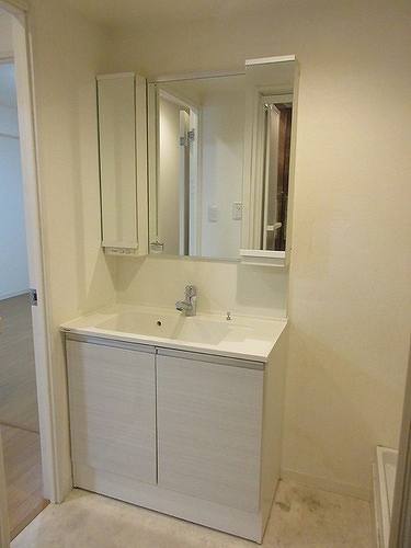 ニューライフマンション木場1階 洗面台　※2026年4月の写真