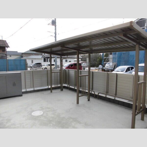 CEREZO・M 駐輪場