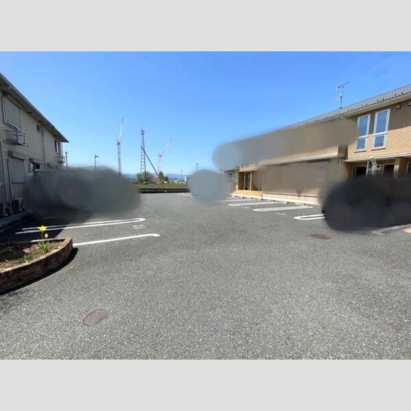 コリーヌ　A 駐車場