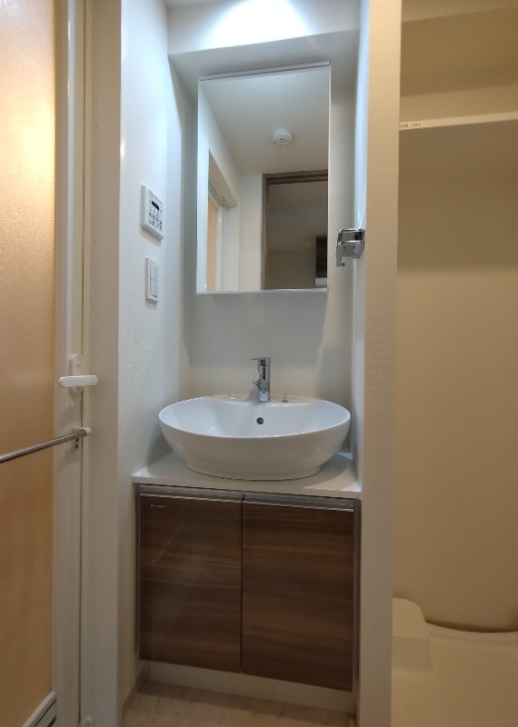 クレイシアIDZ横浜桜木町4階 洗面