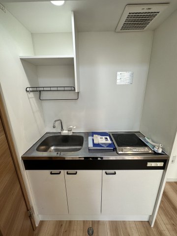 ベイルーム上町屋ＡＢ棟B202号室 キッチン