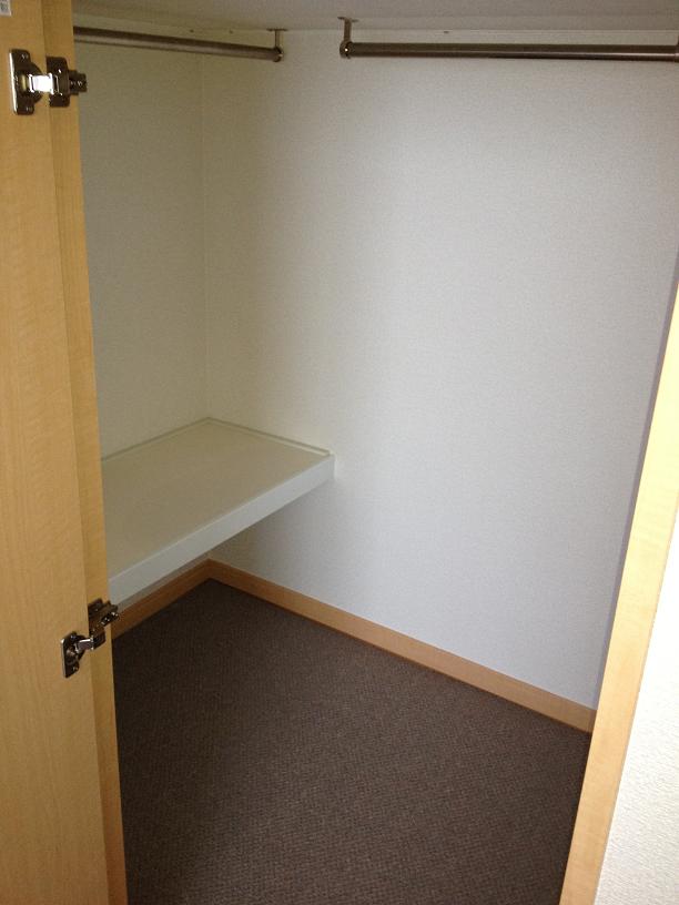 レオパレスグリーンパイン松本104号室 内観