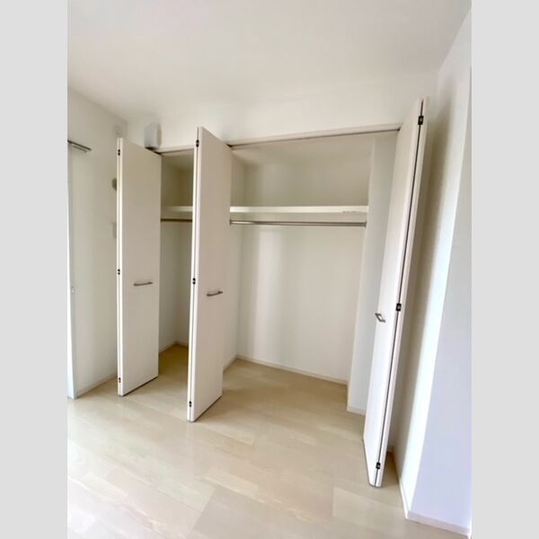 カーサ鈴301号室 同建物別部屋の参考画像