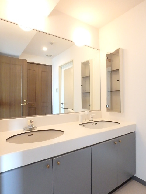 リズムタワーⅡ ◆2ボール・ハンドシャワー付独立洗面台◆