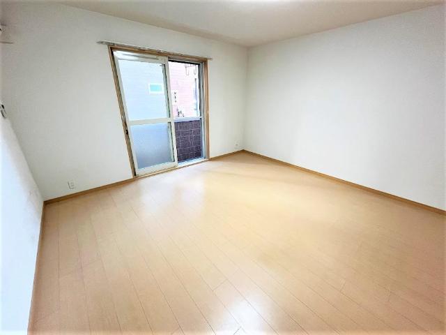 Ｌａ　ｇｌｙｃｉｎｅ101号室 洋室